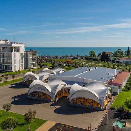 Barkhatnye Sezony Yekaterininsky Kvartal Resort Sochi Exterior foto