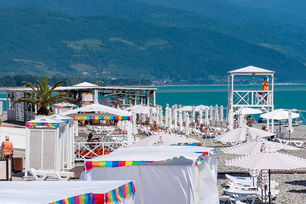 Barkhatnye Sezony Yekaterininsky Kvartal Resort Sochi Exterior foto