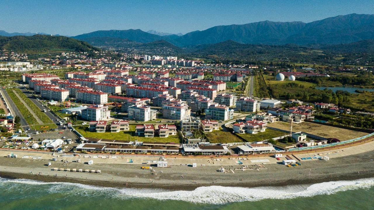 Barkhatnye Sezony Yekaterininsky Kvartal Resort Sochi Exterior foto